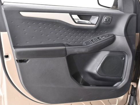 Used 2020 Ford Escape SEL AWD/4WD image 25