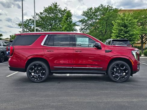 New 2026 GMC Yukon Denali Ultimate AWD/4WD image 7