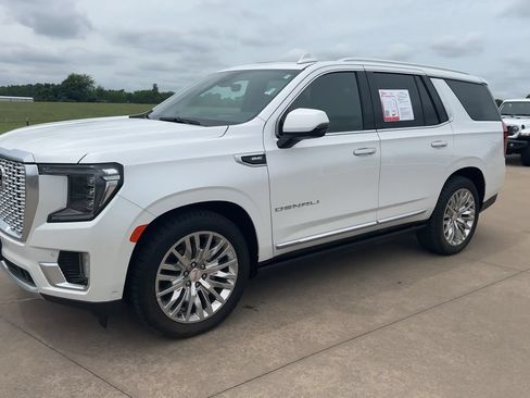 Used 2023 GMC Yukon Denali w/ Denali Reserve Package AWD/4WD image 5