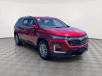 Used 2023 Chevrolet Traverse LT