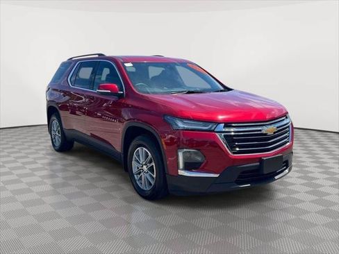Used 2023 Chevrolet Traverse LT AWD/4WD image 1