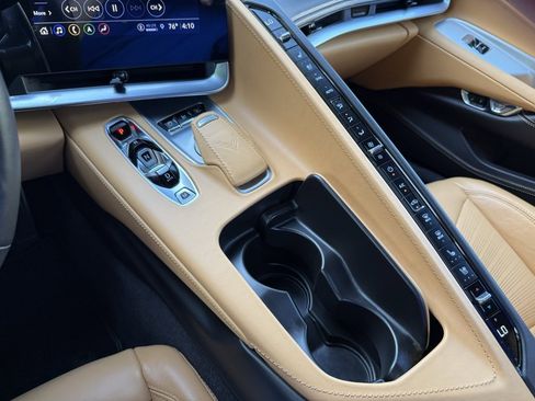 Used 2023 Chevrolet Corvette Stingray Premium Conv w/ Z51 Performance Package image 22