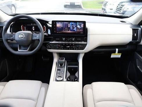 New 2026 Nissan Pathfinder SL AWD/4WD image 24