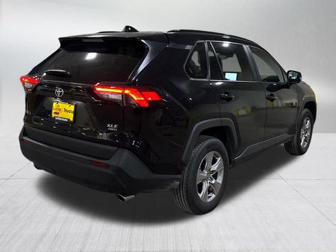 Used 2025 Toyota RAV4 XLE image 6