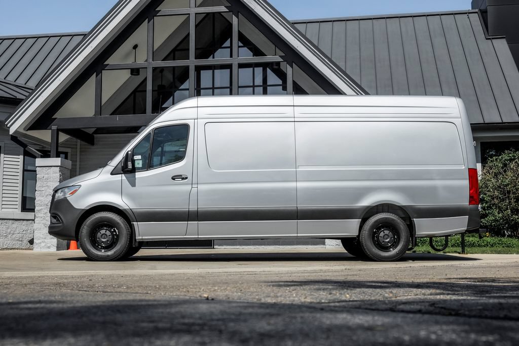 New 2026 Mercedes-Benz Sprinter 2500 image 3