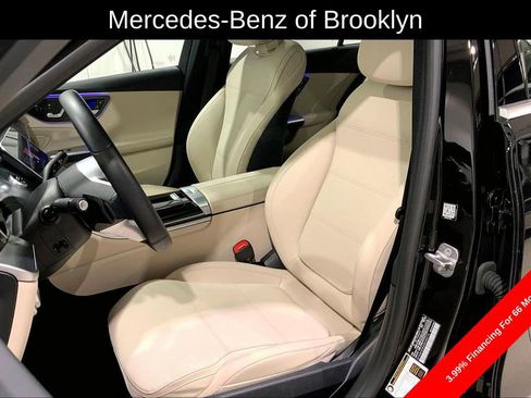 Certified 2025 Mercedes-Benz C 300 4MATIC Sedan image 8