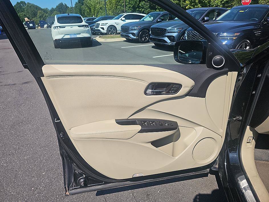 Used 2018 Acura RDX w/ Advance Package FWD image 9
