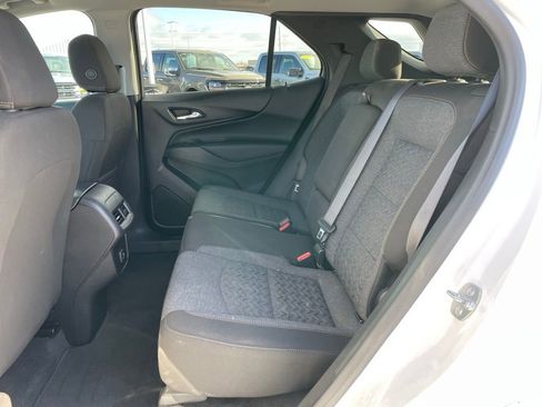 Used 2024 Chevrolet Equinox LT AWD/4WD image 8
