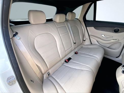 Used 2018 Mercedes-Benz GLC 300 image 27
