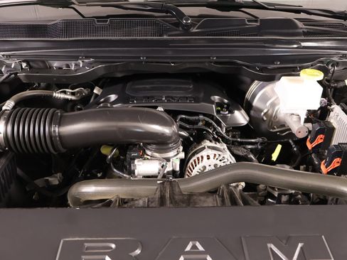 Used 2022 RAM 1500 Laramie AWD/4WD image 19