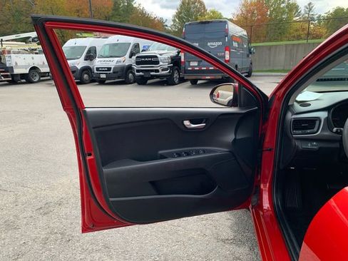 Used 2023 Kia Rio S image 16