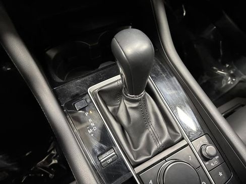 Used 2024 MAZDA MAZDA3 s image 18