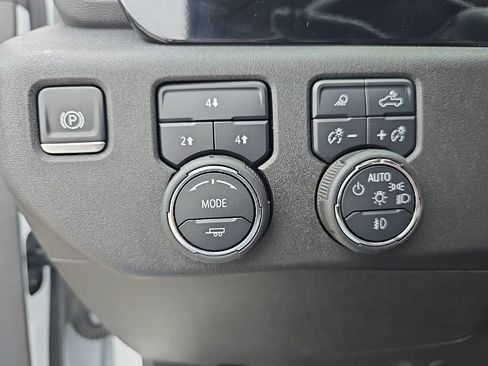 Used 2025 Chevrolet Silverado 2500 LT w/ Trail Boss Package image 20