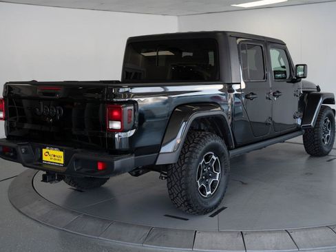 Used 2021 Jeep Gladiator Sport AWD/4WD image 7