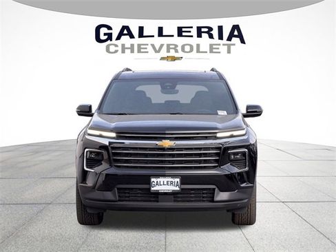 New 2026 Chevrolet Traverse LT w/ Sun and Wheel Package image 3