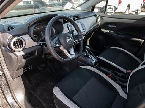 Used 2021 Nissan Versa SV image 15