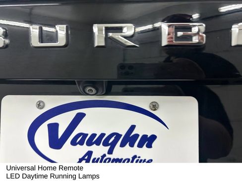 Used 2021 Chevrolet Suburban LT AWD/4WD image 17