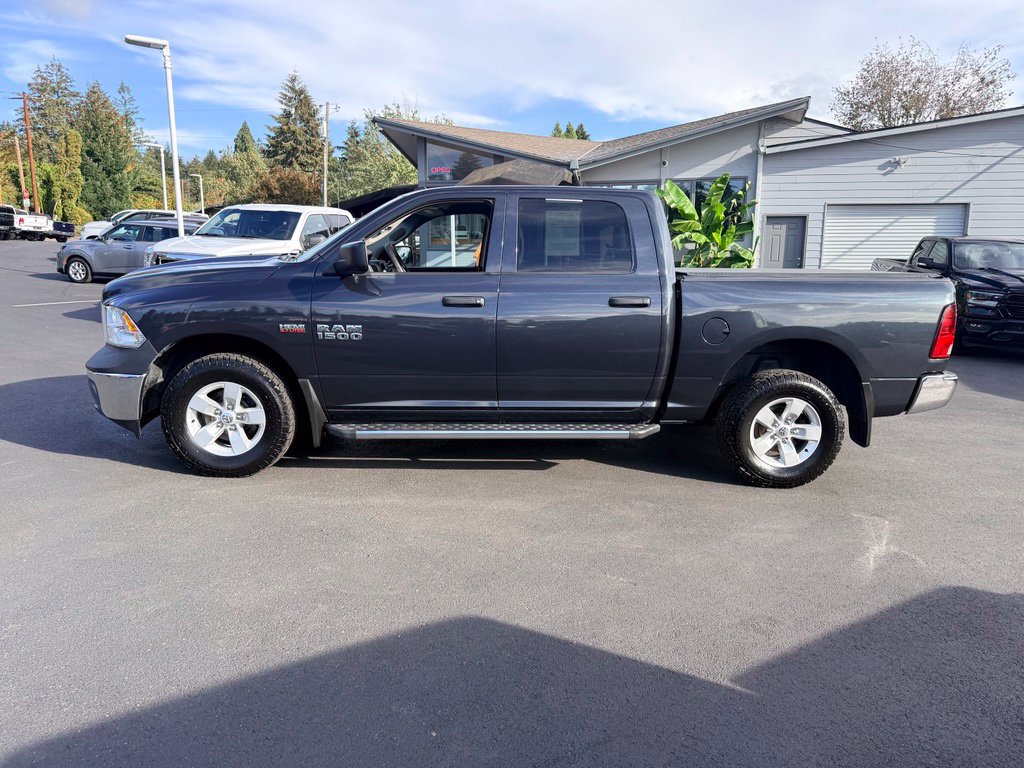 Used 2015 RAM 1500 ST w/ SXT Appearance Group AWD/4WD image 2