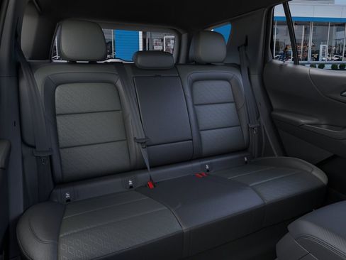 New 2026 Chevrolet Equinox LT FWD image 17