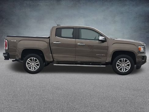 Used 2016 GMC Canyon SLT image 5
