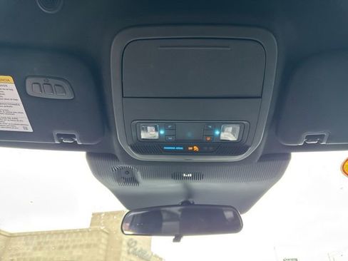 Used 2025 Ford Explorer ST-Line AWD/4WD image 15