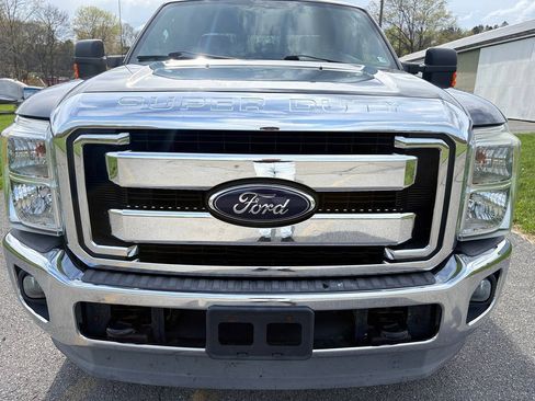 Used 2014 Ford F350 Lariat AWD/4WD image 2