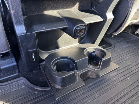 Used 2020 Ford F150 XLT image 25