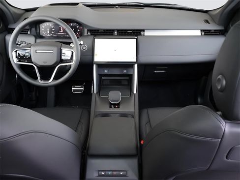 Used 2025 Land Rover Discovery Sport Dynamic SE AWD/4WD image 16