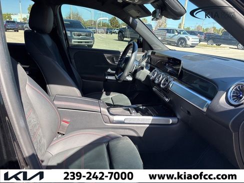 Used 2024 Mercedes-Benz GLB 250 image 15