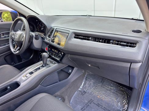 Used 2022 Honda HR-V EX image 14