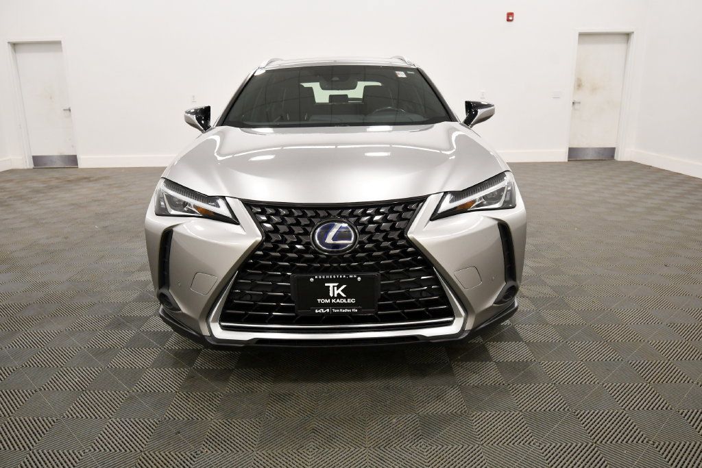 Used 2019 Lexus UX 250h w/ Premium Package AWD/4WD image 11