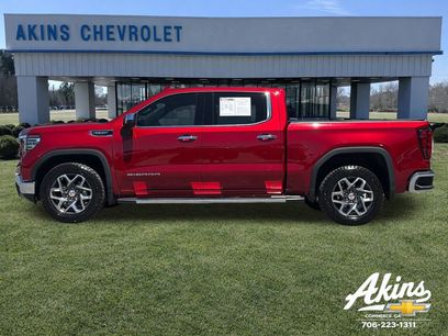 Used 2024 GMC Sierra 1500 SLT w/ SLT Convenience Package