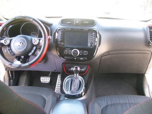 Used 2016 Kia Soul + w/ Tarmac Special Edition image 15