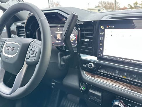 New 2026 GMC Sierra 3500 SLE w/ SLE Convenience Package image 29