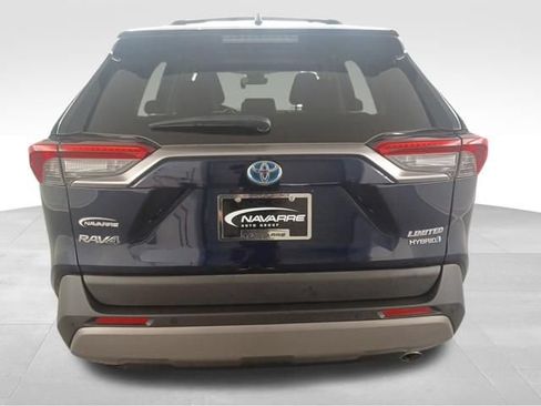 Used 2024 Toyota RAV4 Limited AWD/4WD image 7