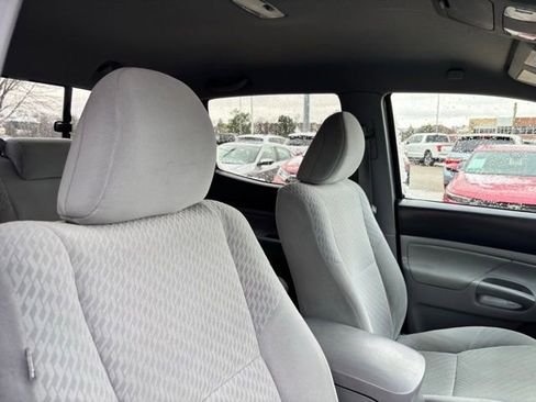 Used 2011 Toyota Tacoma PreRunner w/ SR5 Pkg #2 image 18