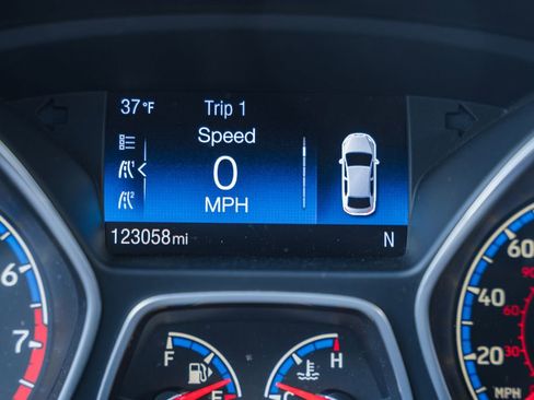 Used 2016 Ford Focus RS image 40