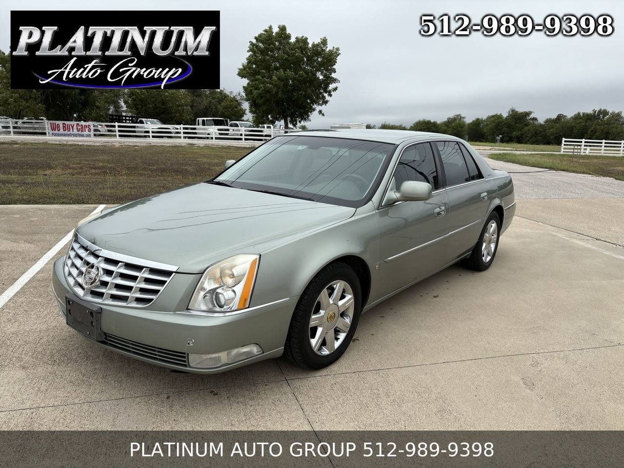 Used 2006 Cadillac DTS FWD image 1