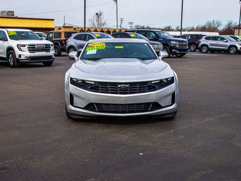 Used 2019 Chevrolet Camaro LT w/ Technology Package image 2