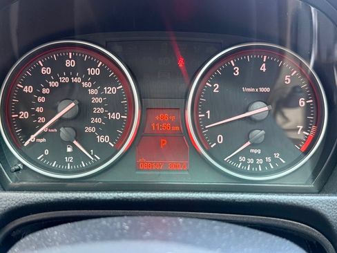 Used 2011 BMW 328i Sedan RWD image 15