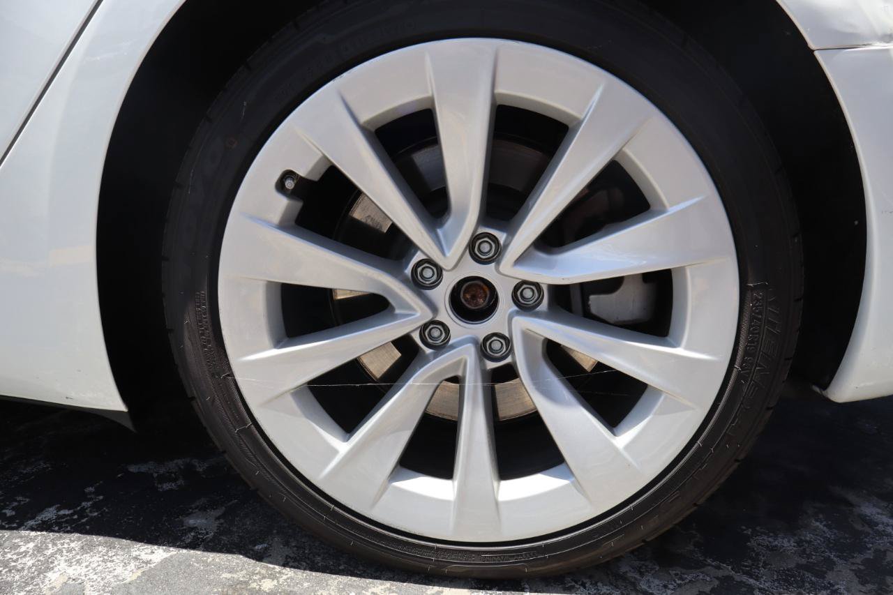 Used 2023 Tesla Model 3 Standard Range RWD image 30