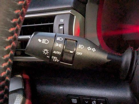 Used 2015 Lexus RC 350 w/ F Sport w/Summer Tires image 6