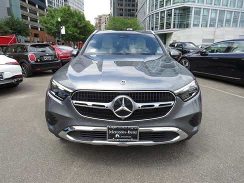 Used 2023 Mercedes-Benz GLC 300 4MATIC image 6