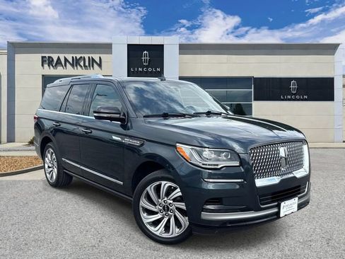 Certified 2024 Lincoln Navigator Reserve AWD/4WD image 1