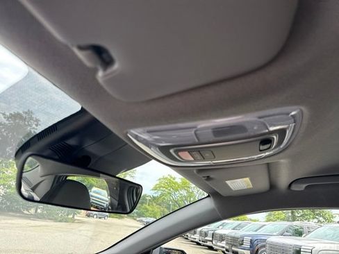 Used 2023 Hyundai Elantra SEL w/ Convenience Package FWD image 40