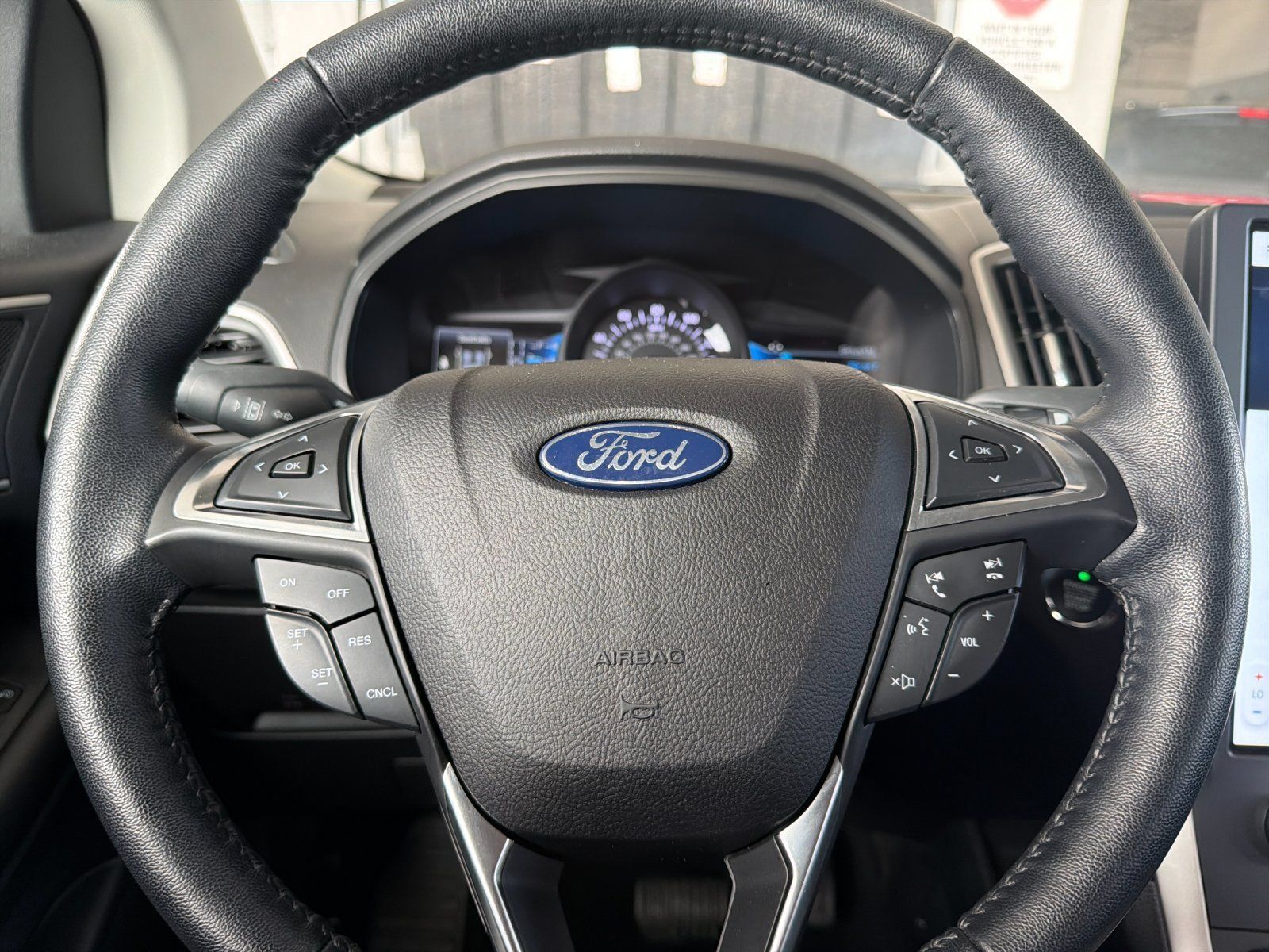 Used 2023 Ford Edge SEL w/ Convenience Package AWD/4WD image 27
