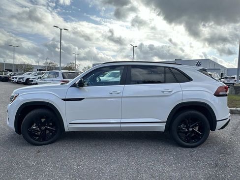 New 2026 Volkswagen Atlas Cross Sport SEL R-Line image 9