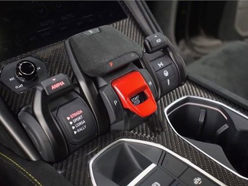 Used 2023 Lamborghini Urus Performante image 19