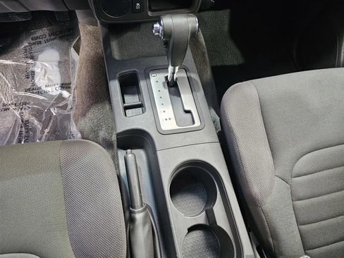 Used 2016 Nissan Frontier S RWD image 14