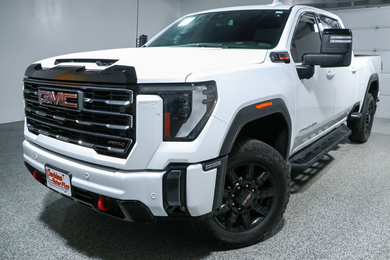 Used 2024 GMC Sierra 2500 AT4 AWD/4WD image 33